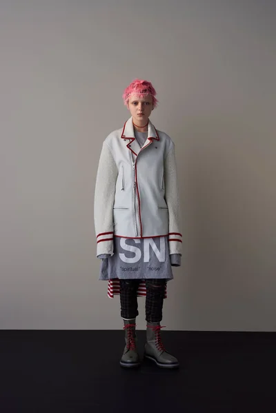 Look 16